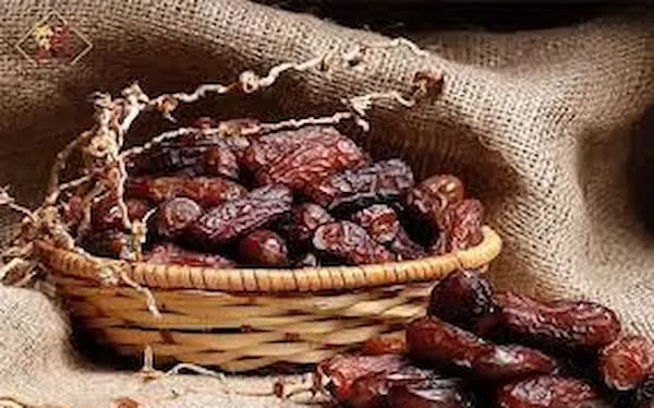 قیمت خرید خرما پیارم + مزایا و معایب