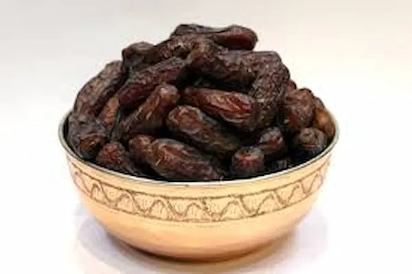قیمت خرید خرما پیارم + مزایا و معایب